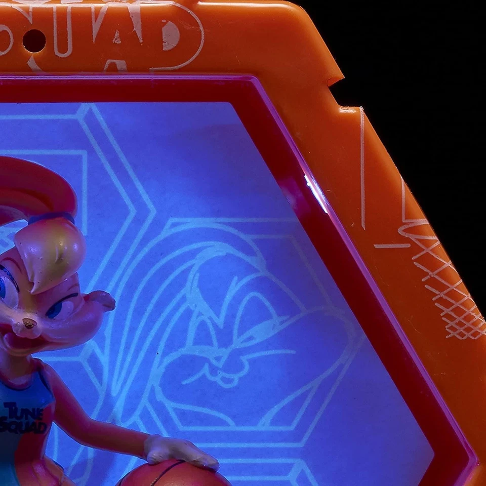 WOW Pods Space Jam Lola Bunny Figura Iluminada Nuevo Legacy Looney Tunes ¡GUAU! Stuff Foto 4 de 4