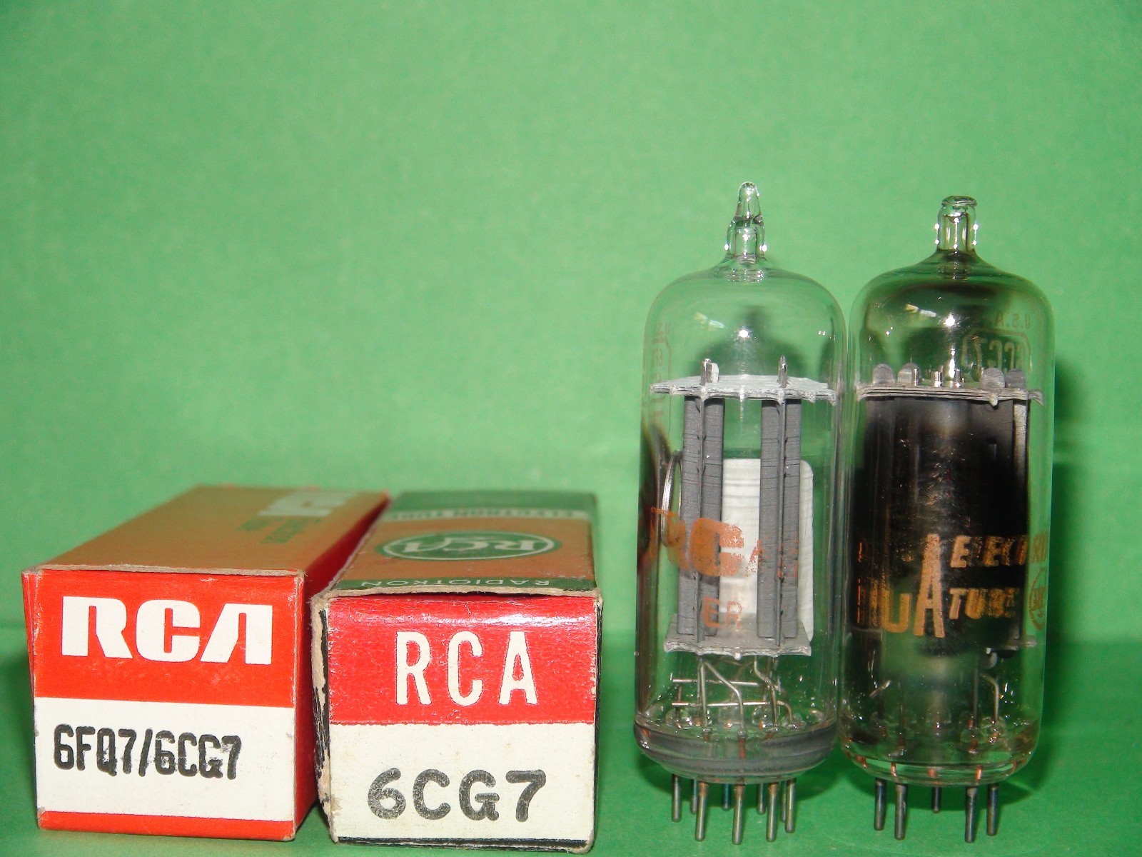 2 RCA 6CG7 Vacuum Tubes Results =2400|2275 2160|2170  µmhos