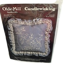 Olde Mill Candlewicking Pillow Kit BLUE BIRDS 04-449 Silk Screened Fabric NOS