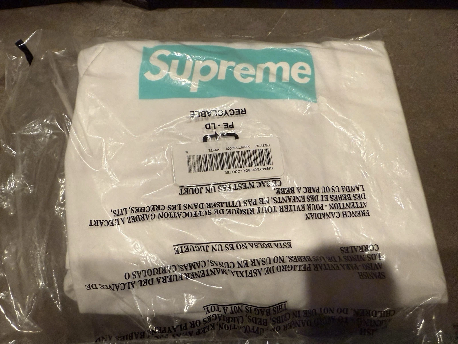 Supreme Tiffany And Co. Boîte logo blanc taille M scellée 