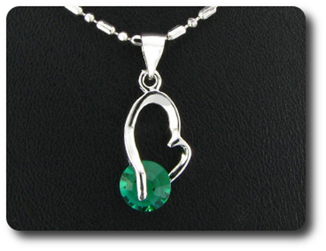 Pendentif émeraude de prestige, création joaillière en plaqué or blanc 18K