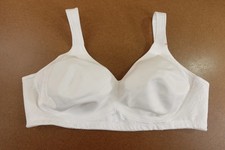 Playtex Womens 44C White 18 Hour Side Back Smoothing Wirefree Bra 4049 New Flaw