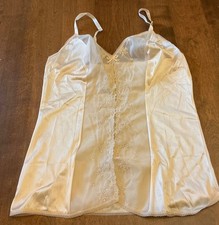 Vintage Vanity Fair Beige Tan Camisole Adjustable Strap 100 Nylon size 32 NWT