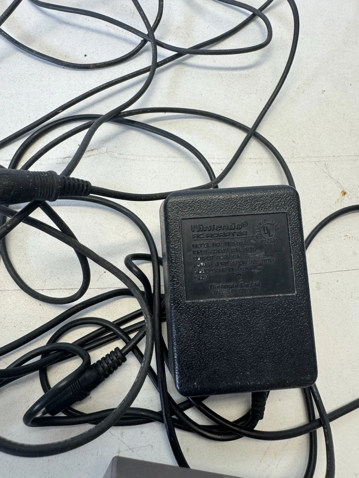 VIntage Nintendo NES Power Cord & RF Switch OEM AC Adapter NES-002 NES-003 - Image 3 of 4