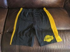 NEW QUALITY NBA LOS ANGELES LAKERS BASKETBALL SHORTS 10-11 Yrs 145cm