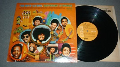 The Nite-Liters - Different Strokes - RCA Victor LSP-4767 USA 1972 - EX