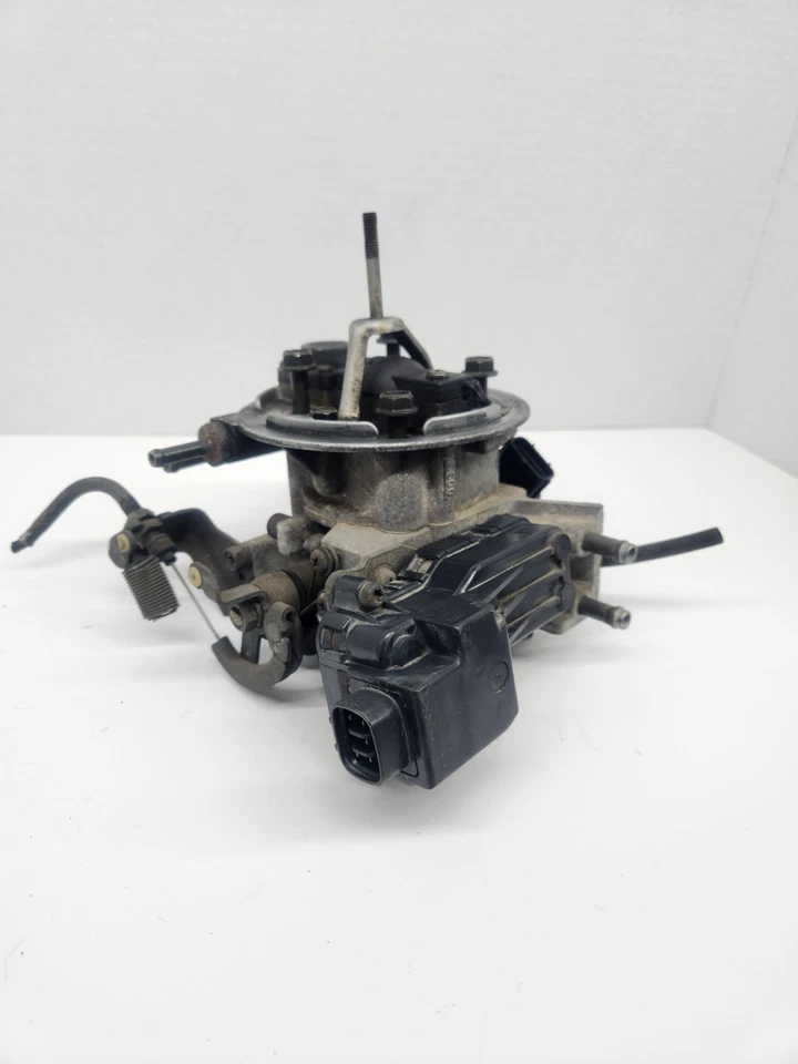 Geo Metro 1995-1999 Suzuki Swift TBI carrocería del acelerador 1,0 L 1,3 L 1996 1997 1998 Foto 2 de 4