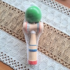 Kendama aus Holz mittelgroß - traditionelles japanisches Geschicklichkeitsspiel neu
