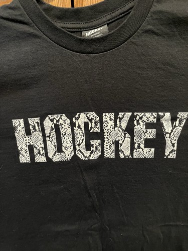 2 XL Hockey/FA Tee Shirts
