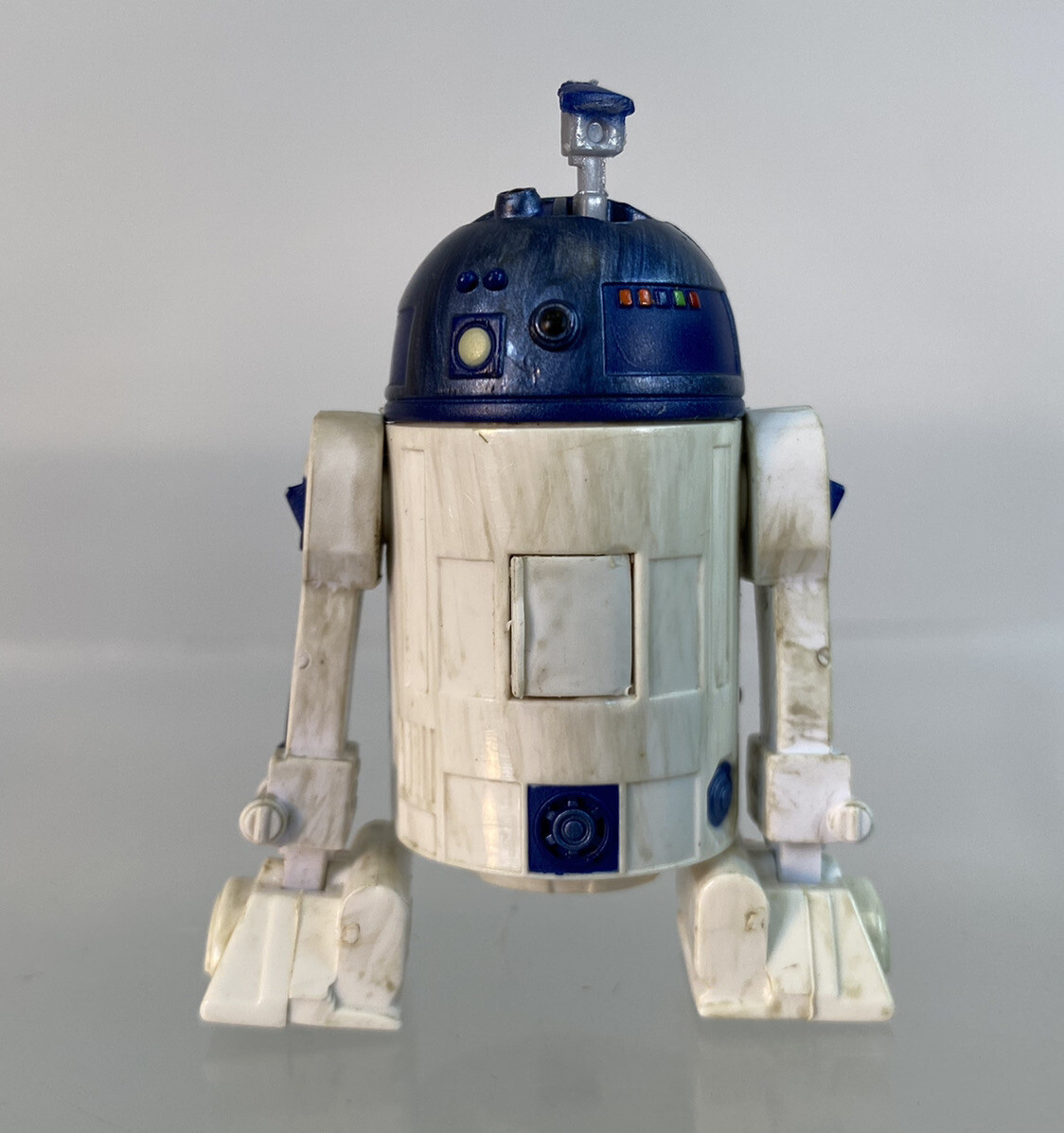 STAR WARS R2-D2 ワイヤレスウェブカメラ Amazon.co.jp: スターウォーズ R2D2 セキュリティーカメラ