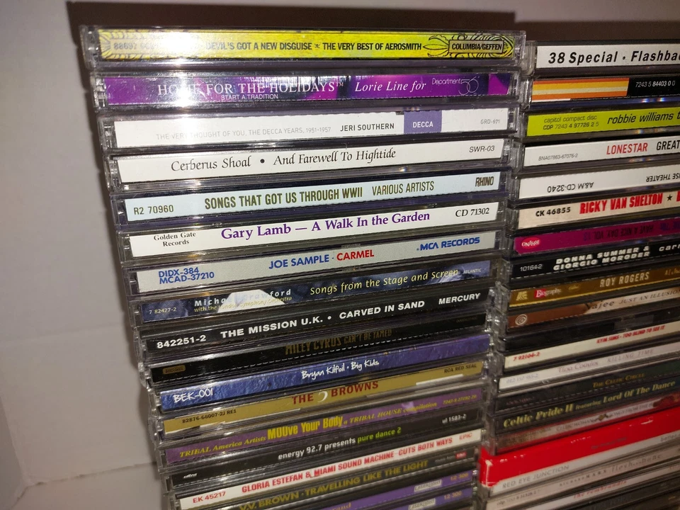 50+ CD Lot Pop/Rock/Jazz/All Genres -w/ Rare Hard to Find Wholesale Resale #3 Foto 2 de 4