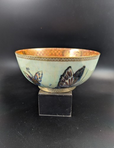 Wedgwood large Pearl Lustre Butterfly bowl , Daisy Makeig Jones , c.1920 - Picture 7 of 13