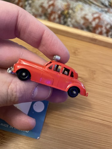 Diecast Budgie Models Fire Chief Car No. 27 Red England Nr Mint & Cardback - Picture 7 of 9