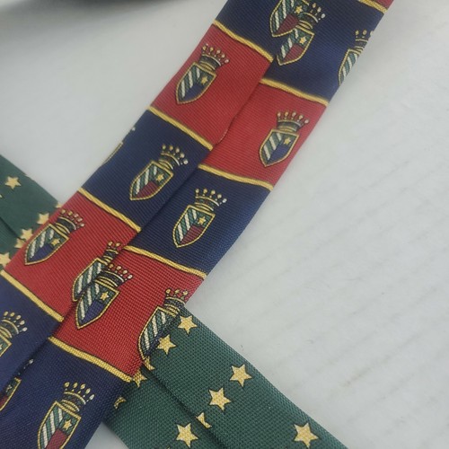 VTG Tommy Hilfiger necktie Shield crown And Lion symbol - Picture 6 of 7
