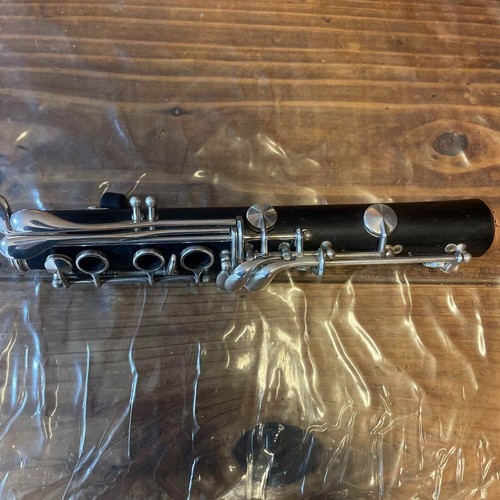YAMAHA YCL-650 Bb Clarinet with Hard Case Cover Mouthpiece Musical instrument - Picture 8 of 10