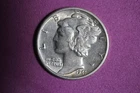 ESTATE FIND 1941 S- Mercury Dime!!  #K42241