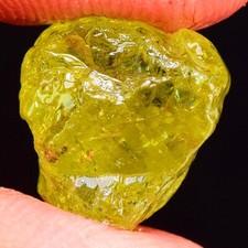 VERY NICE 8.30ct NATURAL100% UNHEATED YELLOW MALI GARNET ROUGH NR!
