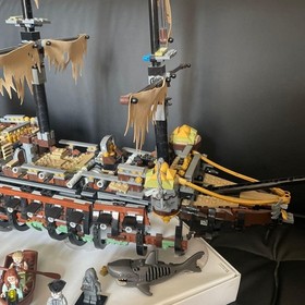LEGO Pirates of the caribbean silent Mary 71042 In 2017  Retired #1411