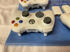 (3) Microsoft Xbox 360 Wireless Controllers White Untested