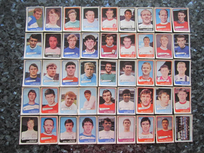 45 X A&BC FOOTBALL CARDS 1968 YELLOW BACK SERIES 2. CHARLTON GREAVES STILES.