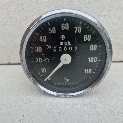 Vintage Automobile Dashboard Clock PAL Czechoslovakia Skoda 110R 112981022 Rart
