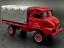 Véhicule Camion de pompiers SIMCA-UNIC SUMB 4x4  S D I de la Drôme - Solido 1973