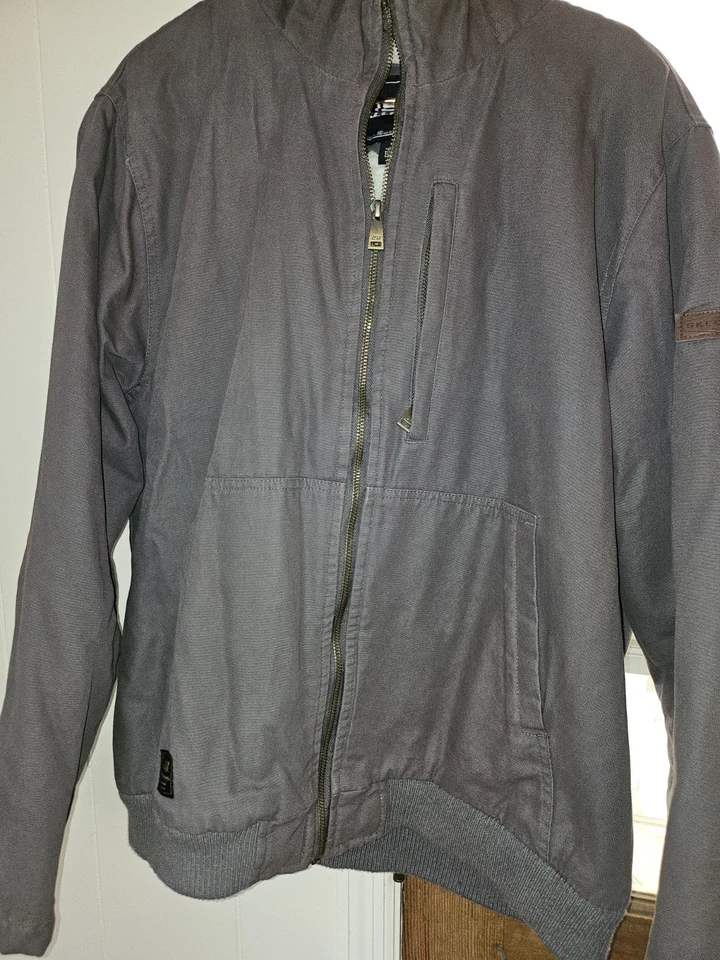 Chaqueta XL forrada Sherpa de lona gris marca Skechers para hombre Foto 3 de 4