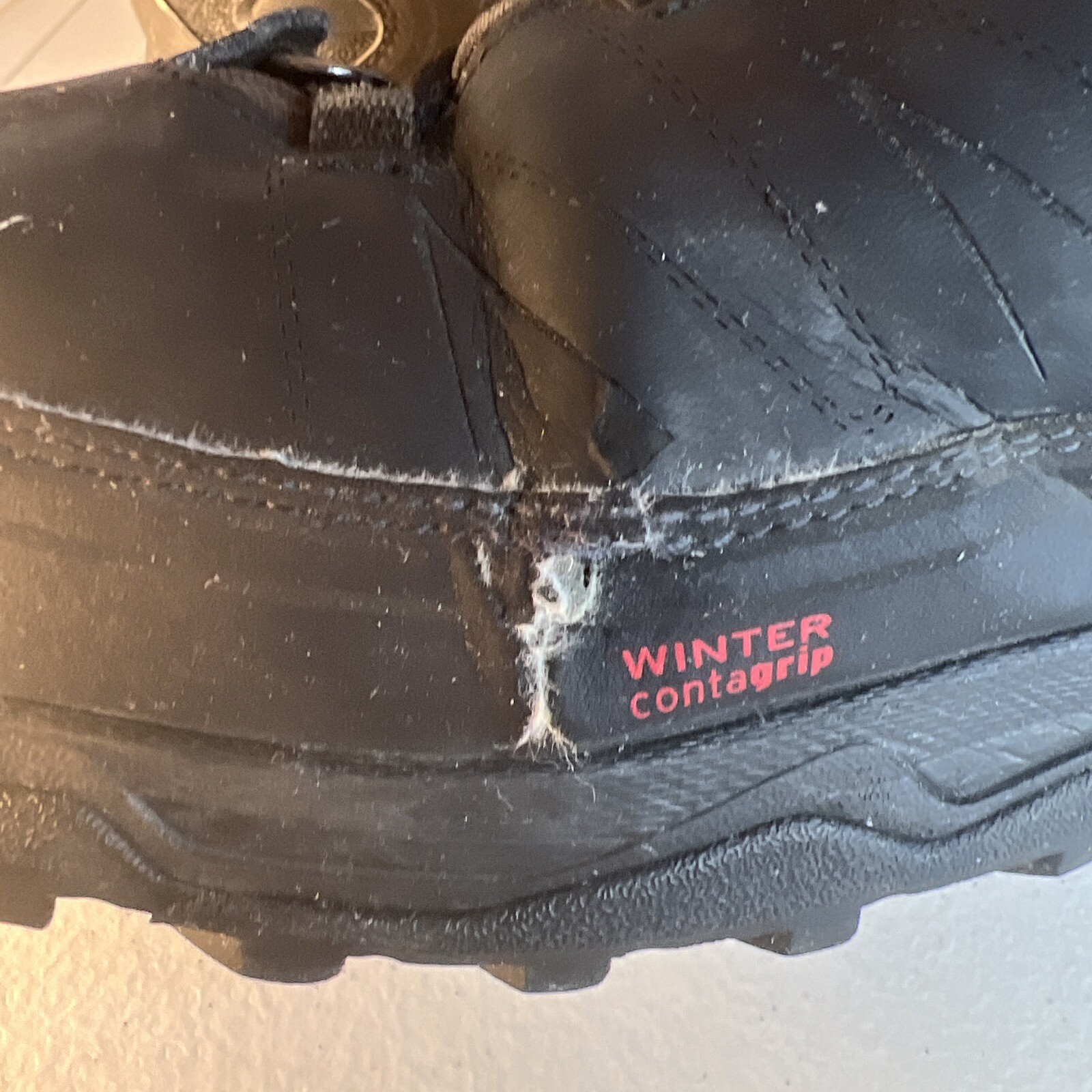 Salomon scarpe da trekking da uomo X Ultra 3 GTX taglia 10 nere magnete ombra silenziosa 145464