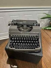 Typewriter Underwood Champion Vintage Approximately From 1930’s with Case thumbnail