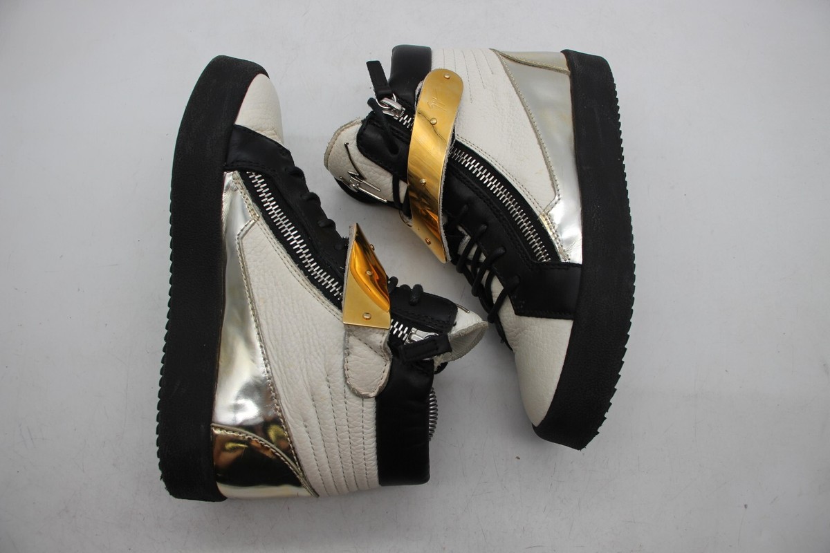 Giuseppe Zanotti V-Strap Women's Size EU 37 Hero Leather Giuseppe Zanotti V-Strap Women's Size EU 37 Hero Leather