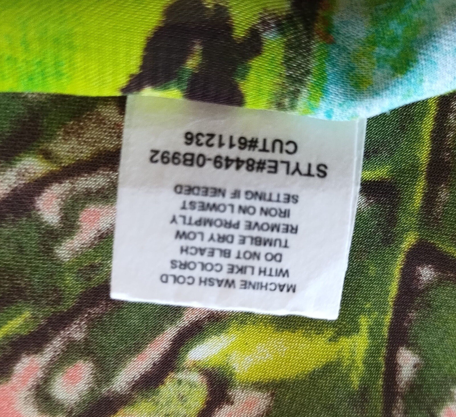 Cha Cha Vente Green Multi-Colored Split Neck 3/4 … - image 14