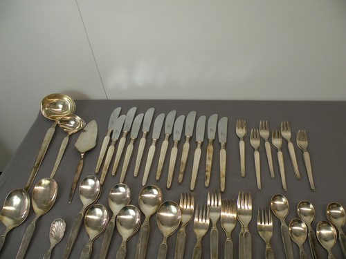 Speisebesteck , versilbert, suprasil, 100-er Auflage, 6 Vorlegeteile, für 12 P. - Bild 2 von 9