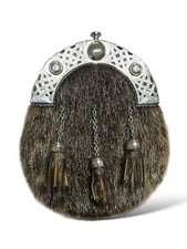 Schottischer schwarzer Leder Kilt Sporran mit Kettengürtel