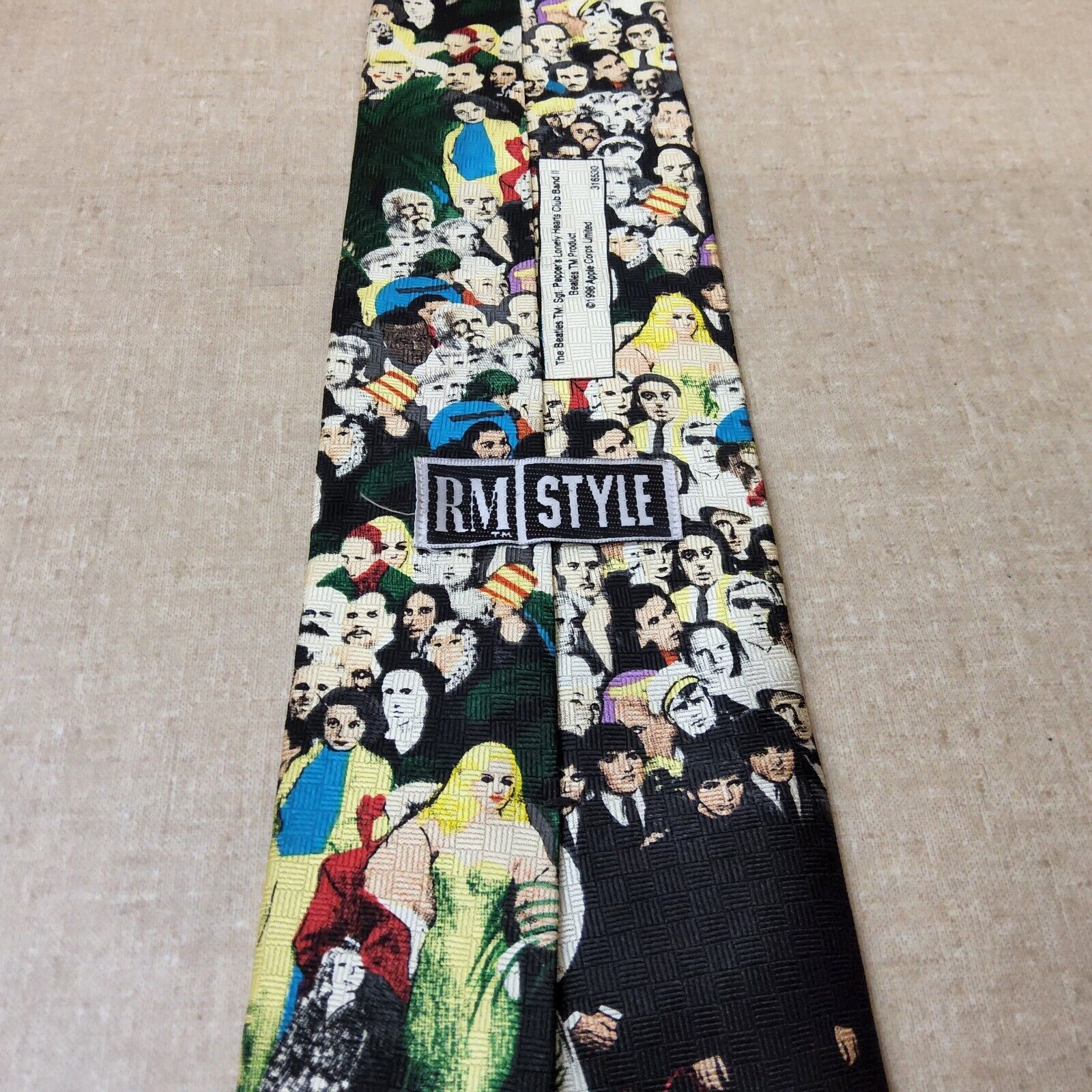 Vintage RM Style Beatles Silk Sgt. Peppers Tie - image 4