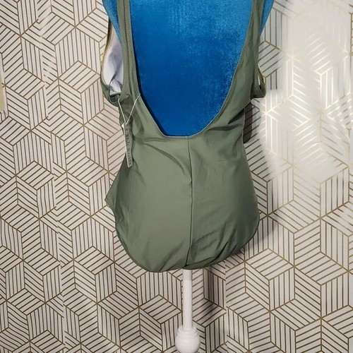 Womens Green onepiece swim suit with gold accent full coverage beach summer(2XL) - Picture 4 of 4