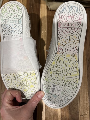 Bobs by Sketchers "Itty Kitty" Size 6 Women's - Picture 3 of 4