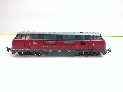 Märklin H0 3021 Diesellok BR V200 027, Licht, DB, ohne OVP geprüft#508