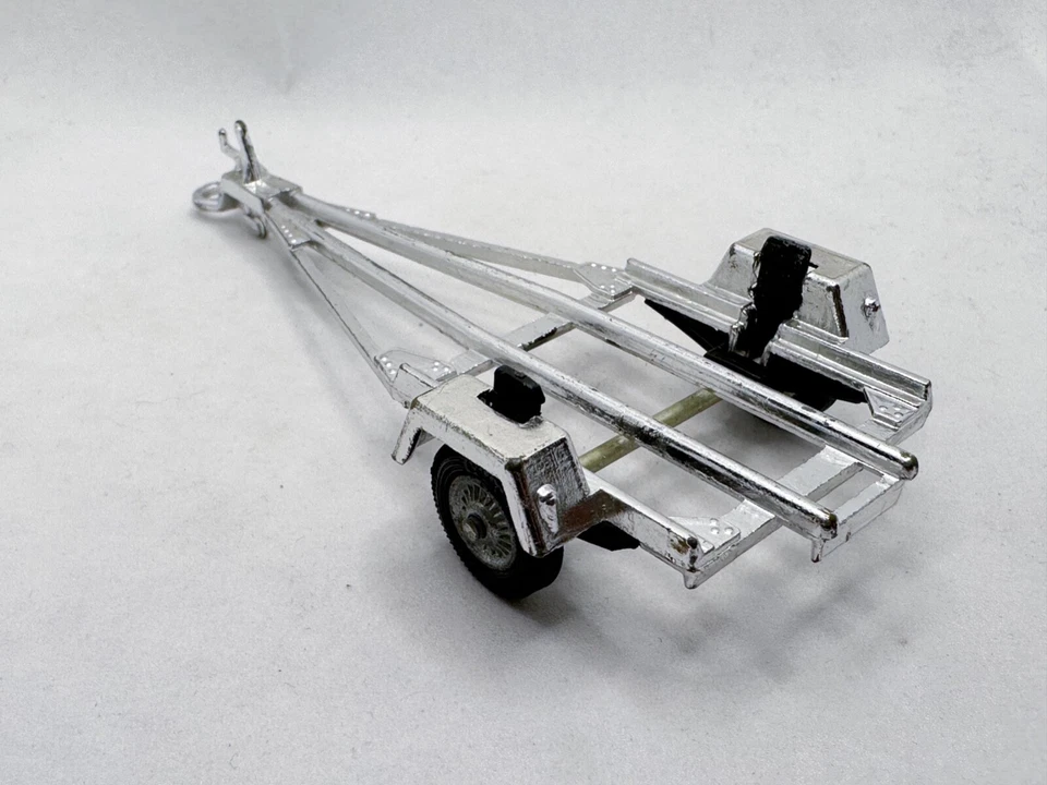 RARO JUEGO DE REGALO CORGI TOYS GS36 OLDSMOBILE TORONADO PEZ ESPADA LANCHA RÁPIDA REMOLQUE Foto 3 de 4