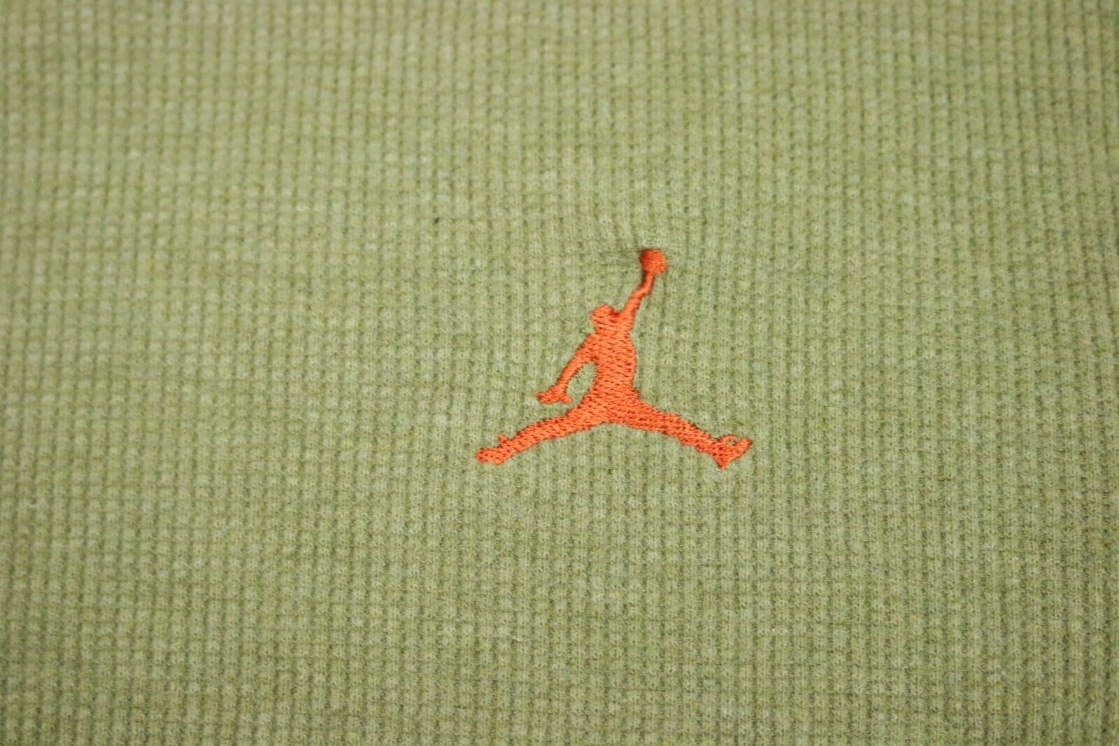 Picture 2 of 8