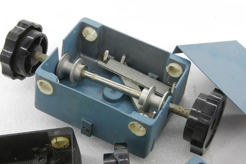 LOT Beseler 23C Enlarger Parts - Focus Blocks with Knobs Tension Bars - PARTS - Bild 4 von 6