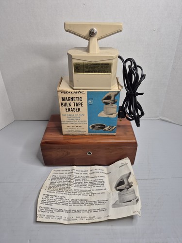 Vintage Realistic 44-210 Magnetic Bulk Tape Eraser Radio Shack W/Box & Manual
