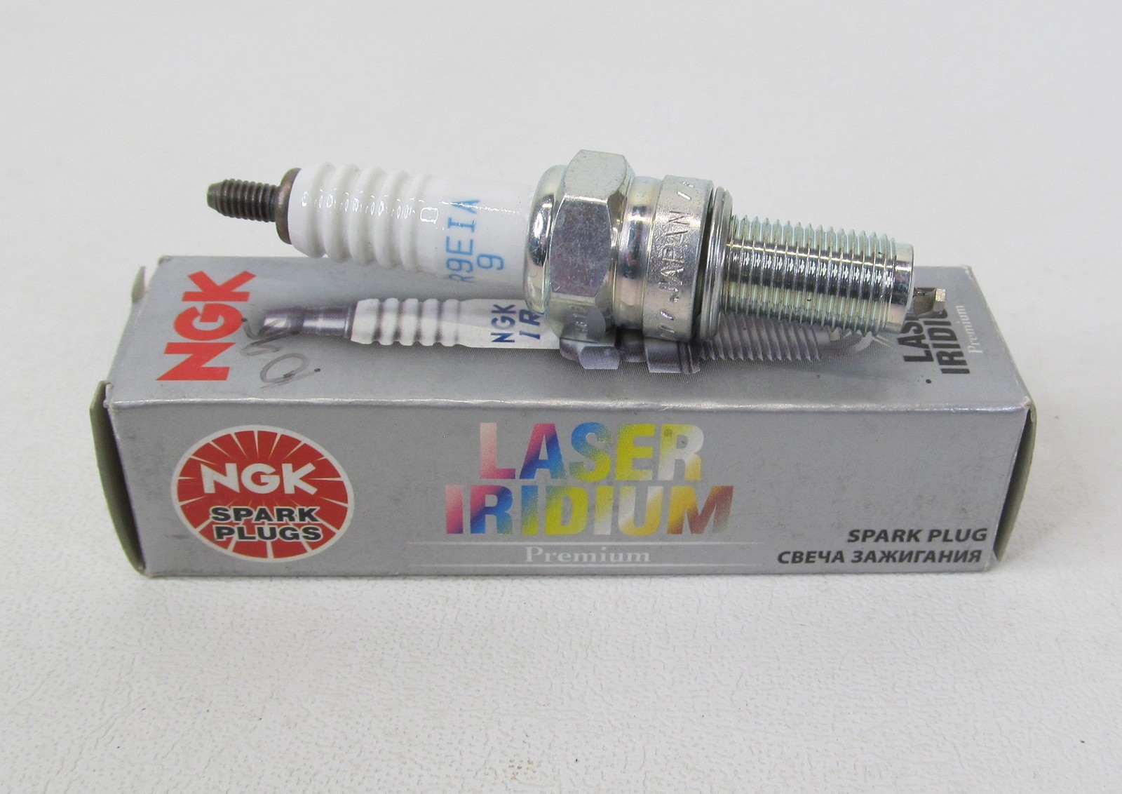 Genuine NGK Laser Iridium Spark Plug  CR9EIA-9  Threaded Tip  FREE SHIPPING