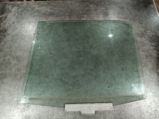 Mercedes W124 Seitenscheibe Fenster T&uuml;r hinten links Limousine Limo