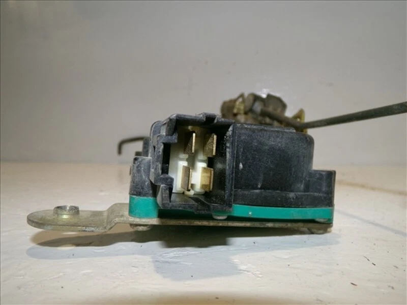 front door lock lh 106722 for HYUNDAI ACCENT 1.5 G 1997-1999 1999 - Image 4 of 4