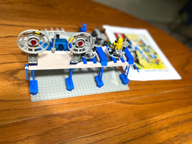 LEGO Space Classic Vintage Space Supply Station 6930 - 100% Complete