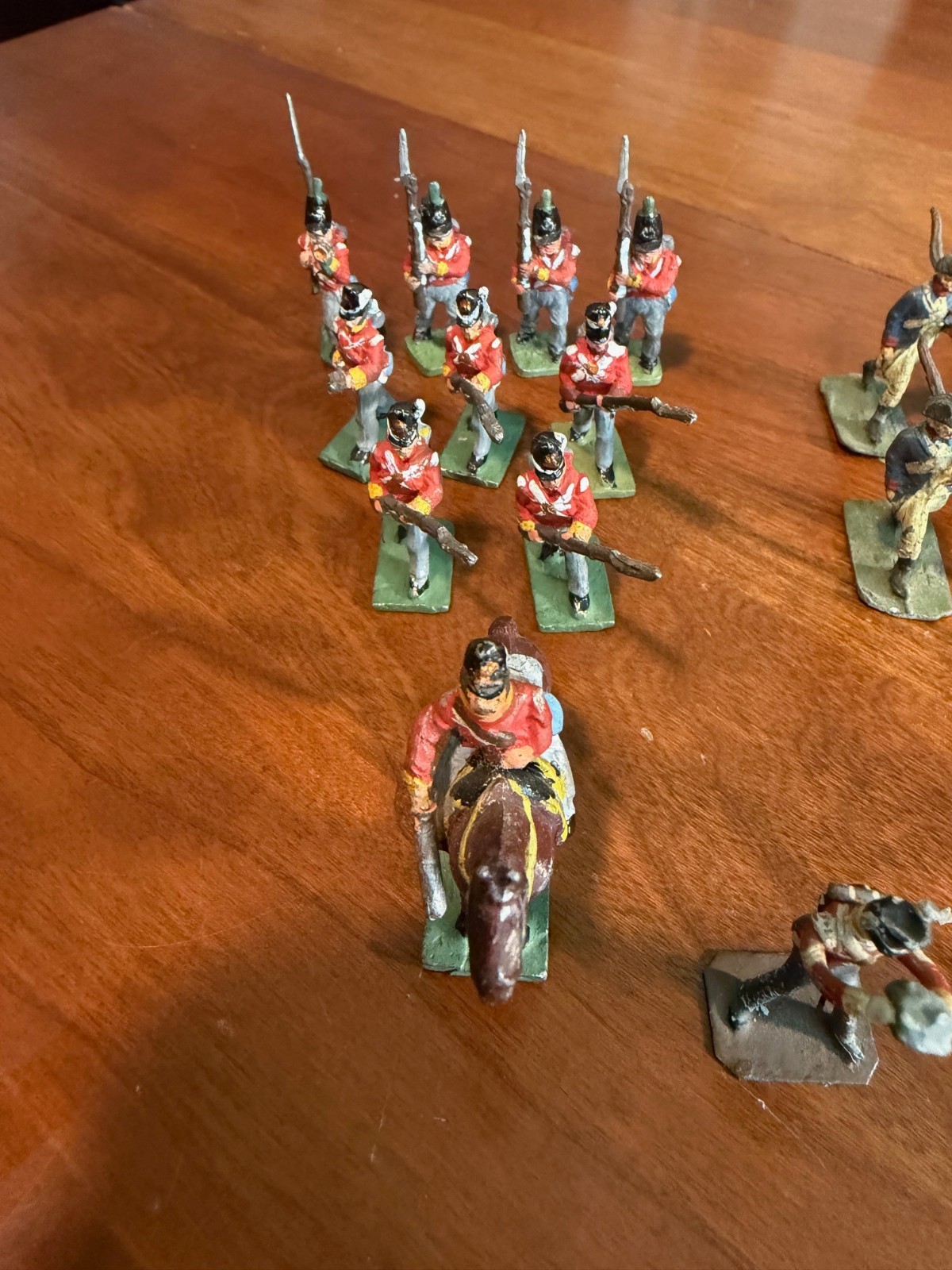 FOUR SETS OF SAE 30MM TOY SAE SOLDIERS *** 28 TOTAL SOLDIERS! *** L@@K!