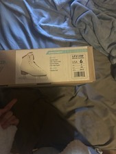 Size 6 Whitney White Girls Ice Skates, Never Been Worn