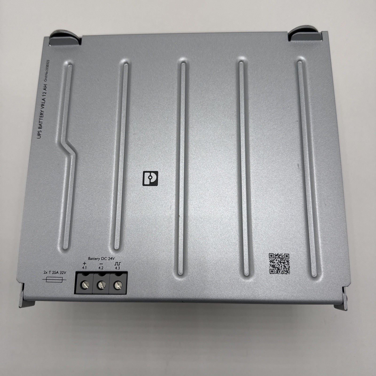 Phoenix Contact UPS-BAT/VRLA/24DC/12AH CASE and CABINET
