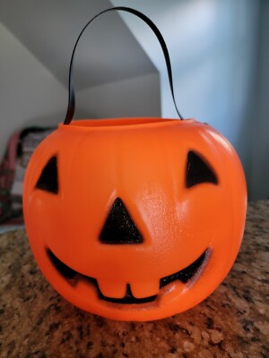 Vintage Blow Mold, Heavy Duty, Jack o Lantern Pumpkin w/wide handle, Ships free