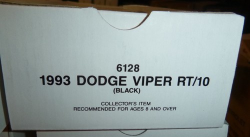 Ertl AMT 6128 Dealer Promo 1993 VIPER BLACK RT/10 1/25 MODEL CAR MOUNTAIN - Picture 4 of 4